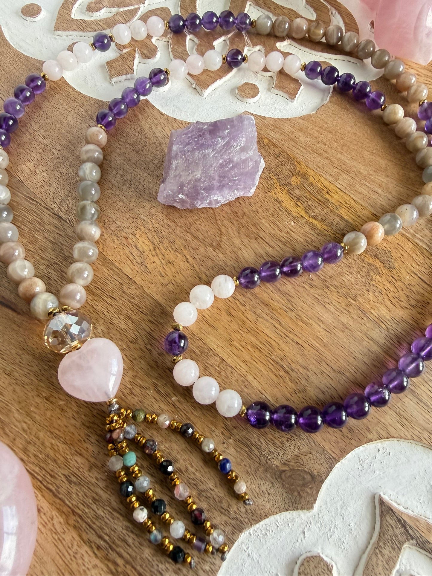 Japa Mala de 108 cuentas, de Amatista, Piedra Luna ( Moonstone ) y Cuarzo Rosado