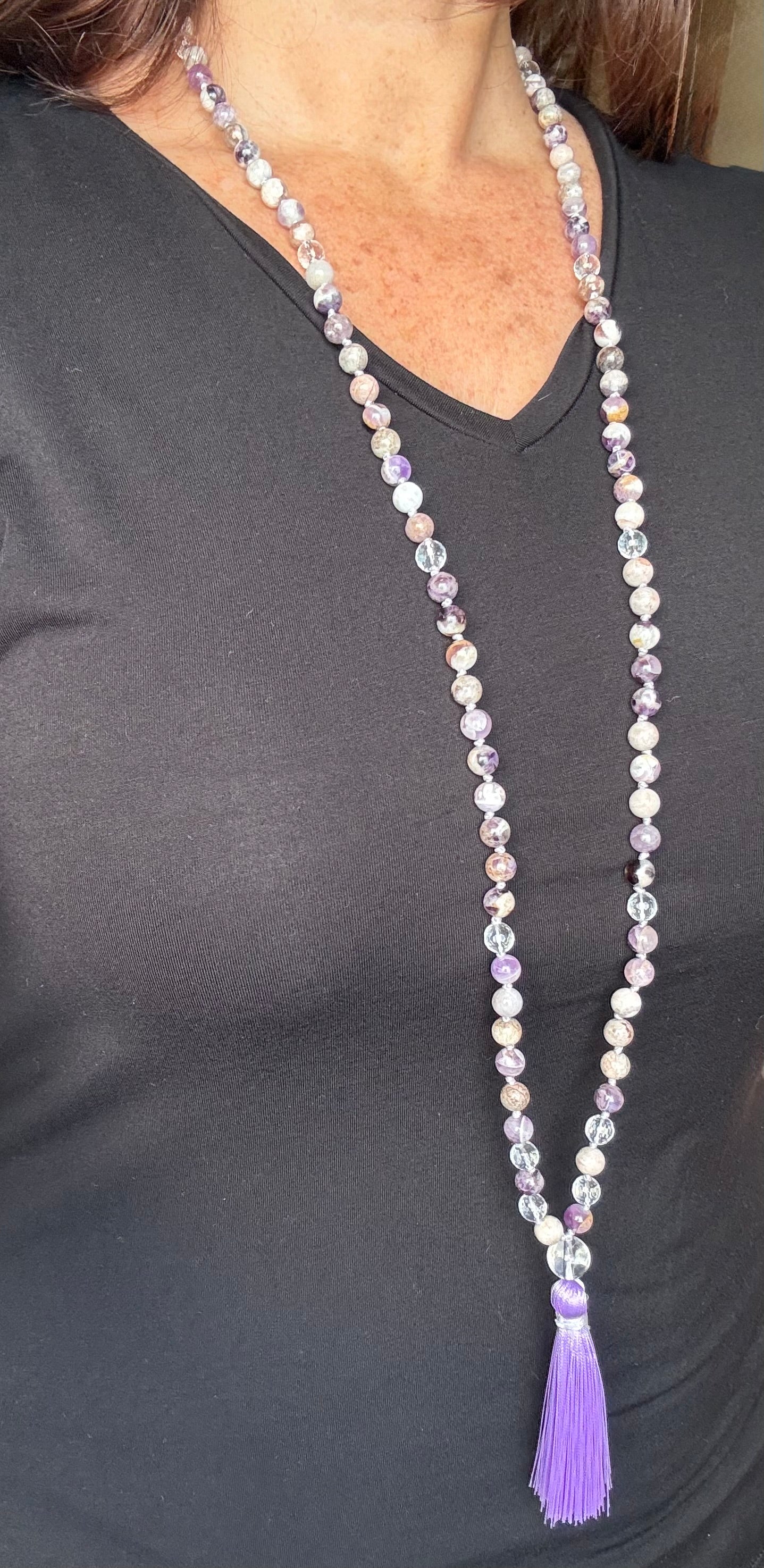 Japa Mala 108 cuentas de Amatista Chevron ( anudada )