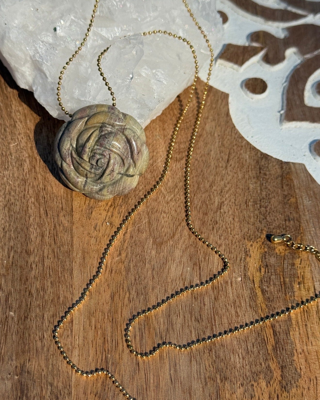 Cadenas largas de 32” en acero inoxidable 304 con colgantes de piedras naturales