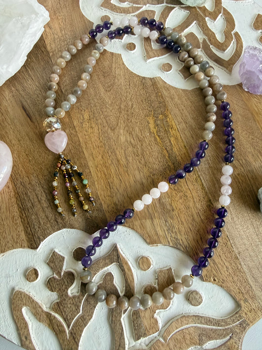 Japa Mala de 108 cuentas, de Amatista, Piedra Luna ( Moonstone ) y Cuarzo Rosado